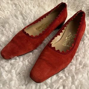 Salvatore Ferragamo vintage suede low heels shoes.